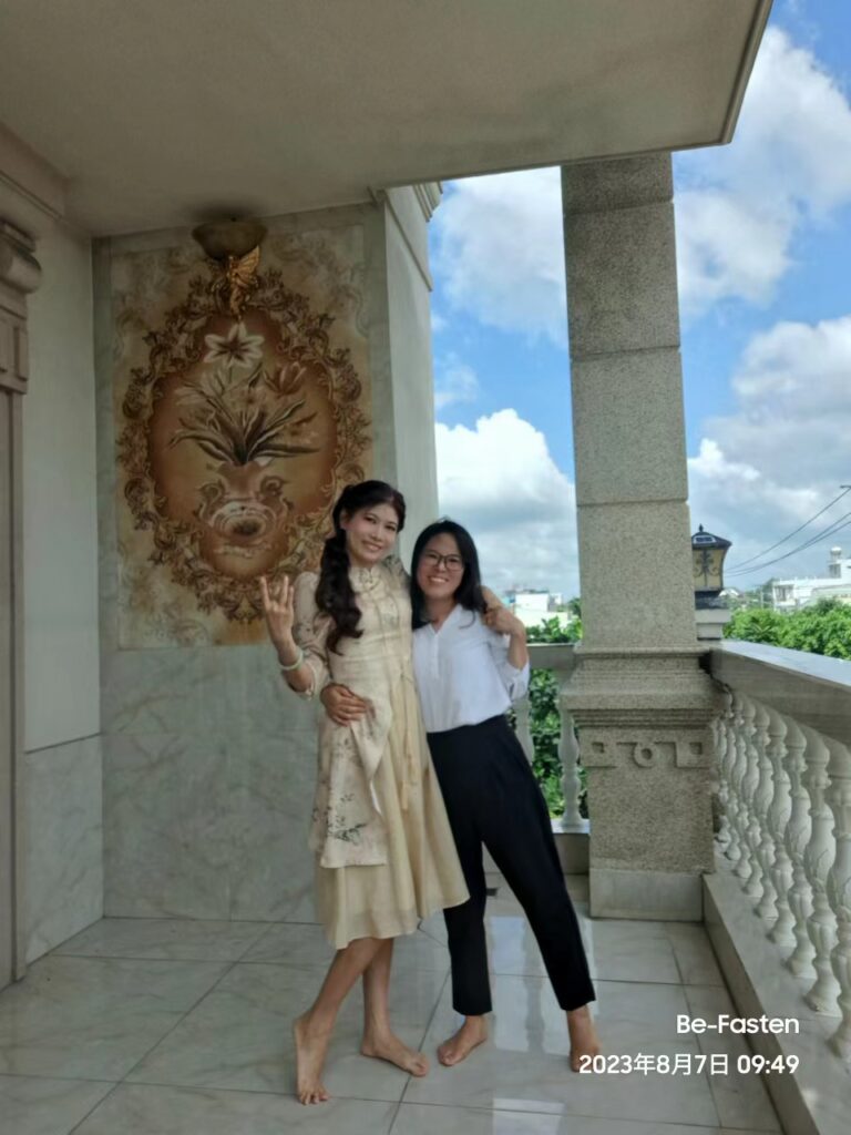 Business Sister